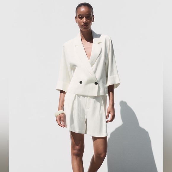 Zara Jackets & Blazers - ZARA white cropped double breasted blazer NWT